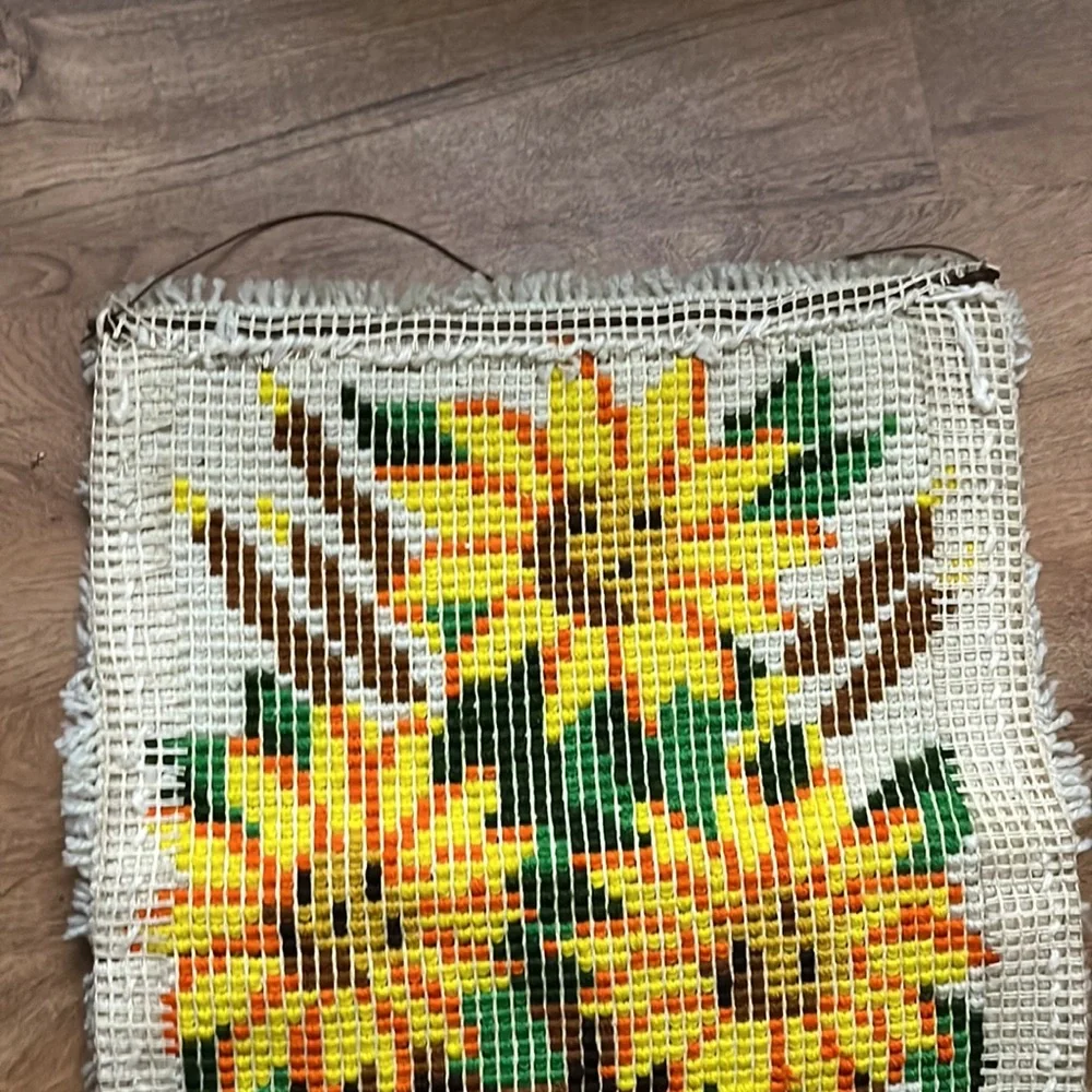 Vintage 70’s Flowers Rug Wall Hanging